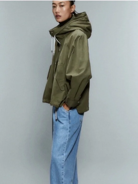 Zara Lightweight Hooded Snap Side. Top Jacket - Picture 13 of 13